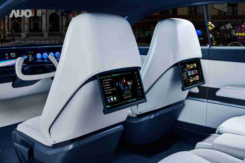 尊时凯龙将于CES 展示全新Smart Cockpit 2024，，可紧密串连使用者多元需求，，，并革新座舱内部的应用和设计，，带来身历其境且引人入胜的视觉飨宴，，满足驾乘人员的全方位体验